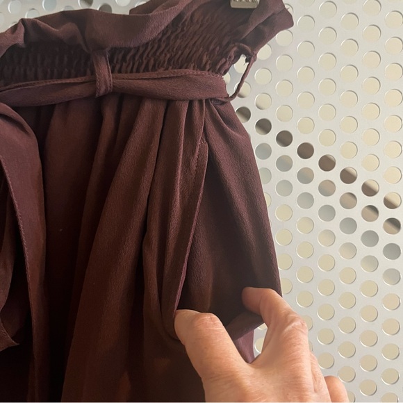 Chaser Silk Paperbag Waist Skirt with Tie Size Medium in Maroon. VGUC - Picture 6 of 8